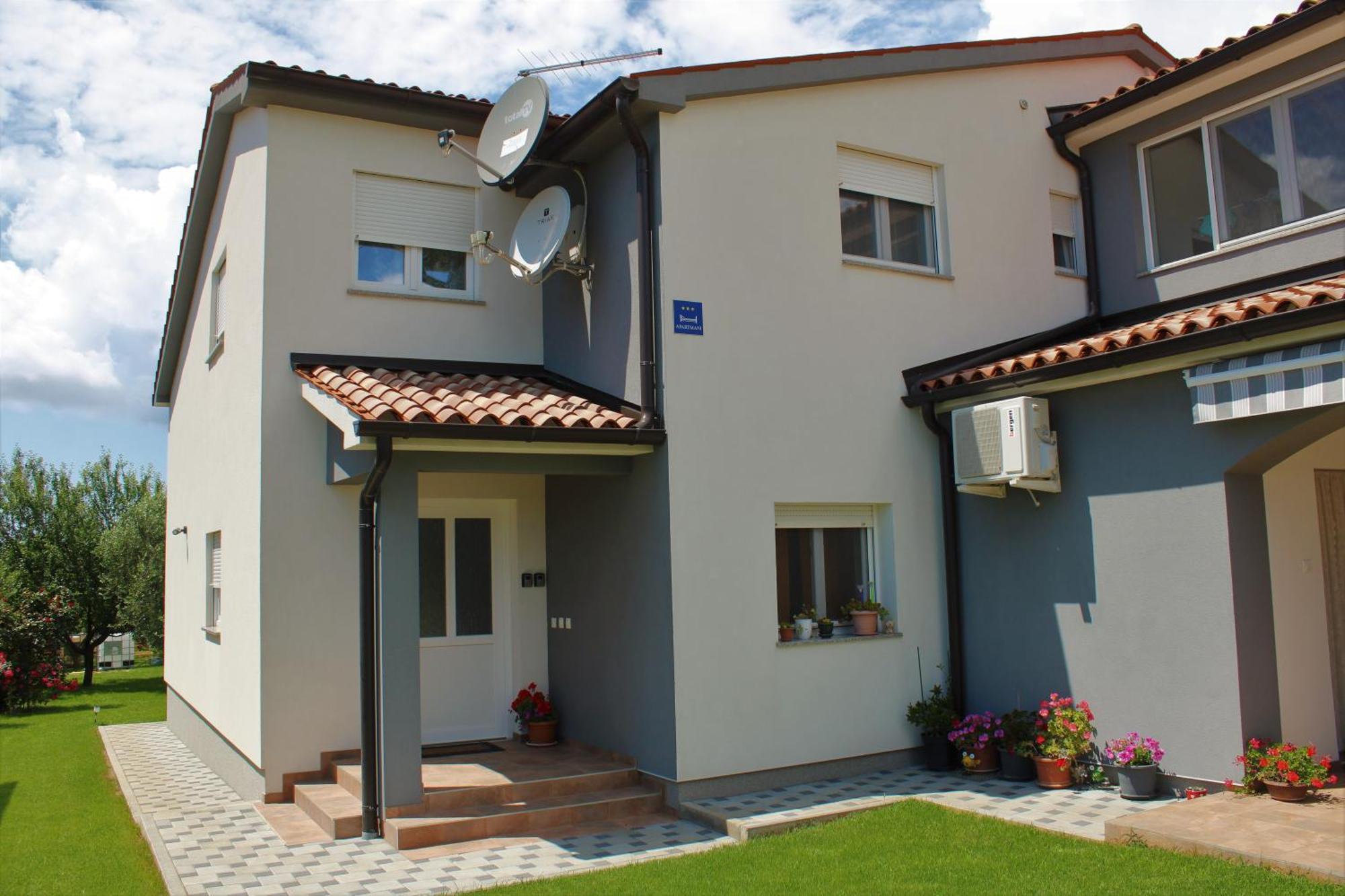 Apartments Nelle Pula Extérieur photo